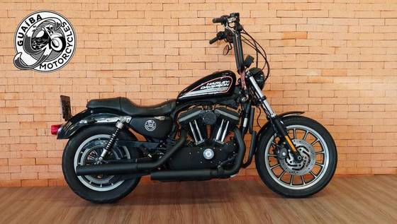 HARLEY-DAVIDSON SPORTSTER XL 883 R 